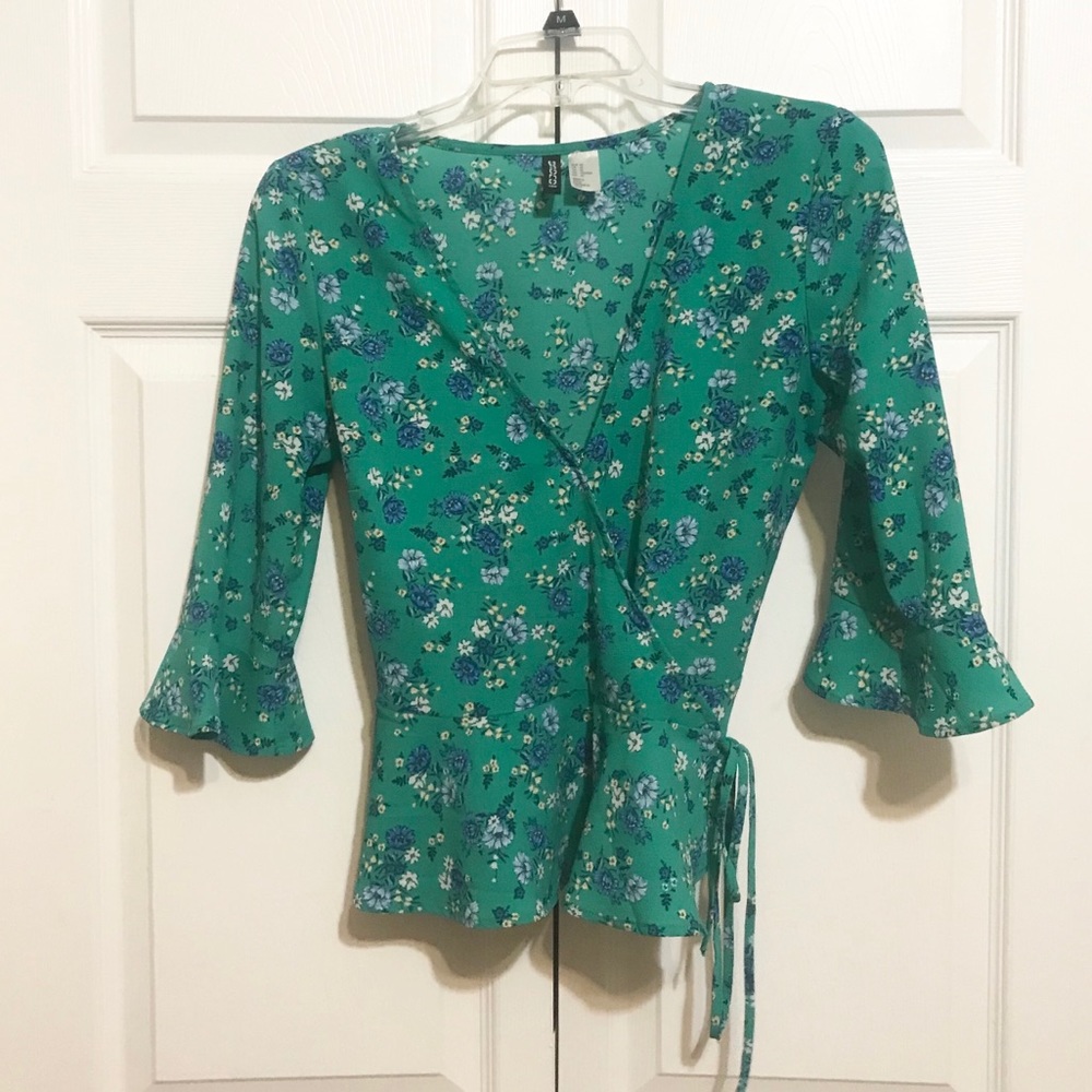 ⭐️V-neck Wrapover Blouse